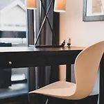 Les Sorbiers - 2 Bedrooms Floor - Parking & Terrace 公寓 阿讷西